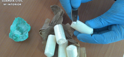 La Guardia Civil detiene a dos personas en Torremocha con más de 56 gramos de cocaína