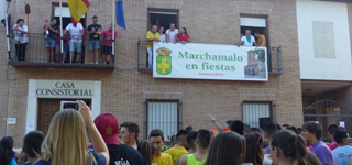 Pregón de la Feria Taurina en Marchamalo. (Foto: Diputación de Guadalajara.)