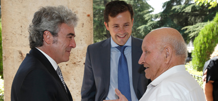 Leandro Esteban en Seseña. (Foto: Gobierno regional.)