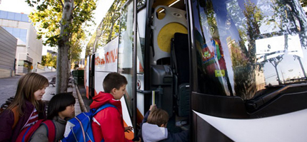 El Gobierno regional convoca ayudas al transporte escolar entre 318 y 902 euros