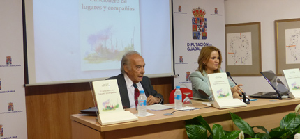Presentación del libro de Suárez de Puga. (Foto: Diputación provincial)