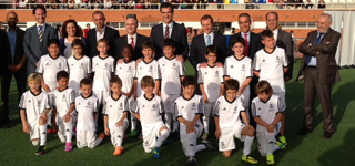 Real Madrid, "la Caixa" y Ayuntamiento, unidos en el desarrollo de la escuela sociodeportiva de fútbol en Guadalajara