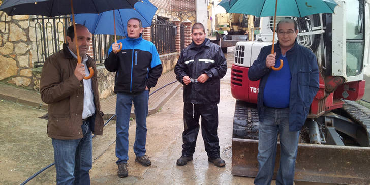 Renovación de redes en Tórtola de Henares. (Foto: Diputación provincial)