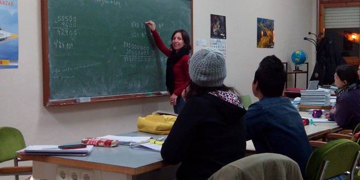 Un total de 37 alumnos inician las clases en la Escuela de Adultos de Sigüenza