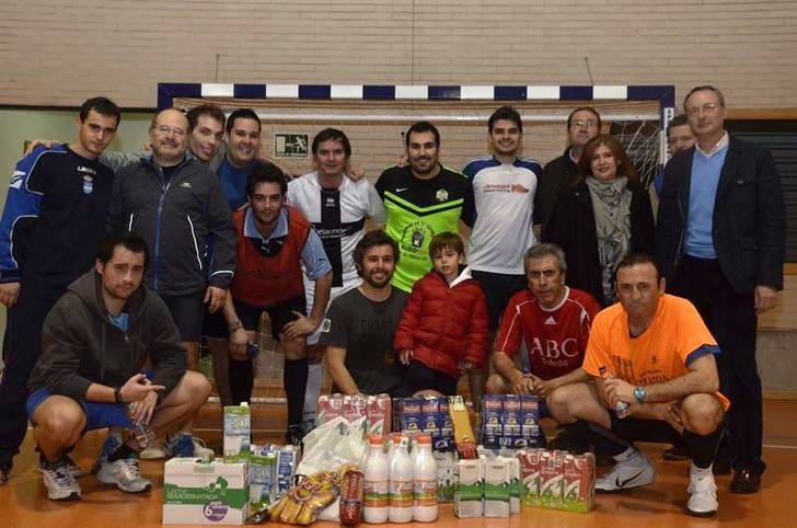 Los periodistas de Toledo muestran su lado más solidario en un gran partido de fútbol