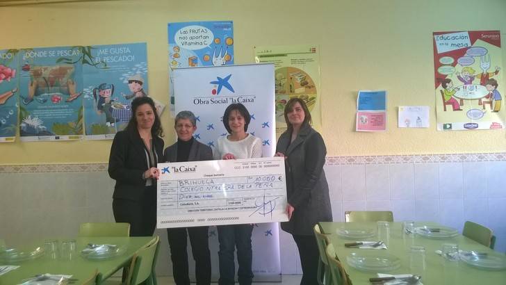 La Obra Social “la Caixa” colabora con el colegio público Nuestra Señora de la Peña en Brihuega ofreciendo becas de comedor