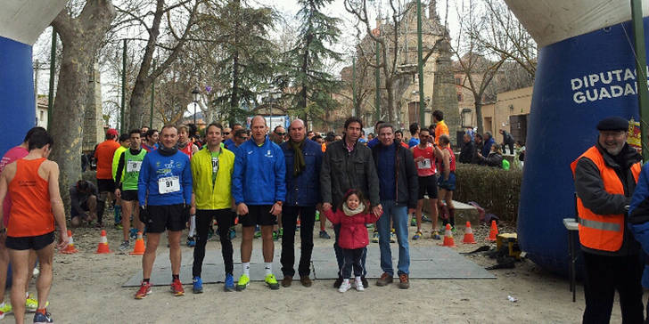 Más de cien atletas alcanzan la meta en Sigüenza en el arranque del Circuito de Carreras Populares