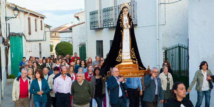 Solemnidad, devoción y música cofrade en la Semana Santa fuentenovillera