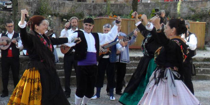 Muestra de Música y Bailes de la Escuela de Folklore de la Diputación el próximo sábado en Budia