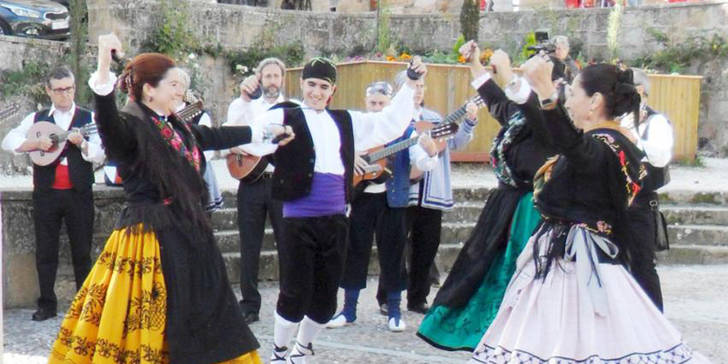 Muestra de Música y Bailes de la Escuela de Folklore de la Diputación el próximo sábado en Argecilla