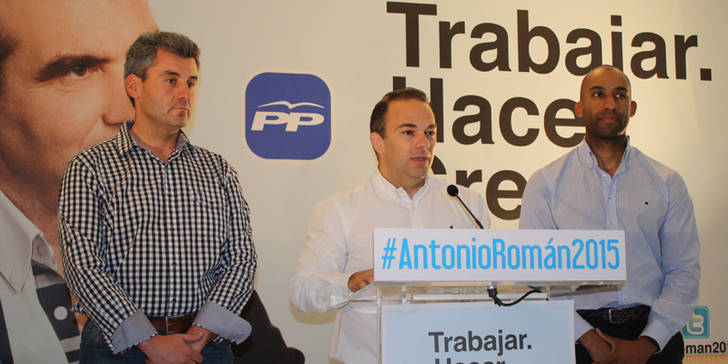 Antonio Román centra en la formación y el empleo sus propuestas para los jóvenes