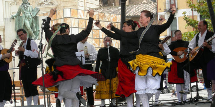 El lunes se abre el plazo de matriculación y reservas para las Escuelas Municipales de la Cotilla y la Escuela Municipal de Teatro