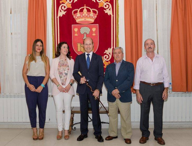 Javier del Río toma posesión como alcalde de Pareja 