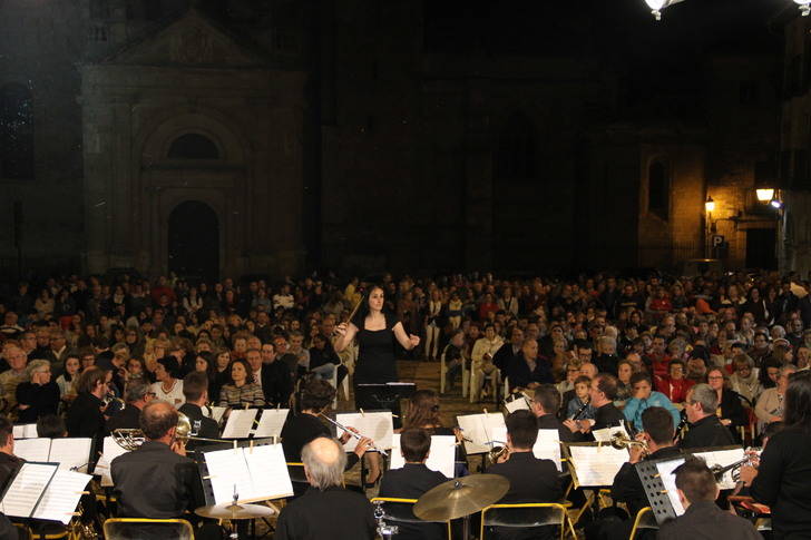 Santos Moreno abrió anoche las puertas a las fiestas de San Roque de Sigüenza