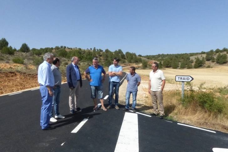 La Diputación invierte casi 900.000 euros en acondicionar 16 kilómetros de carretera entre Traid y Alcoroches