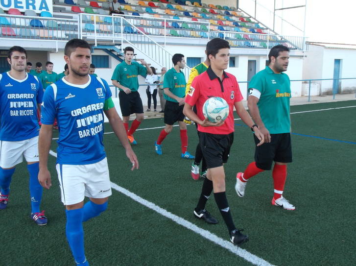 El C.D.Yunquera arranca la temporada goleando al Dinamo B