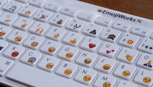 Lo nunca imaginado es ya realidad: un teclado con emoticonos