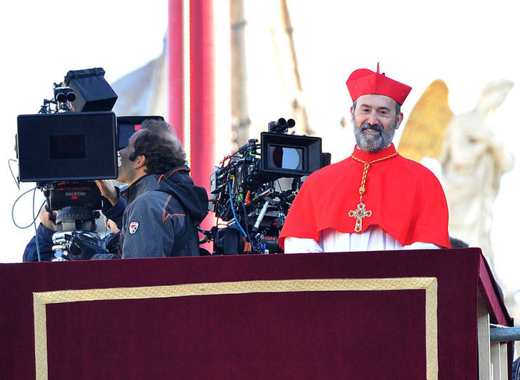 Imágenes de Javier Cámara y Jude Law durante el rodaje de ‘The Young Pope’