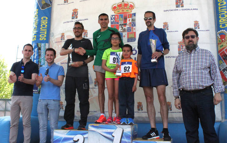 Extraordinaria mañana de atletismo en la VI Carrera Popular de Cabanillas del Campo