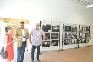 Fotografías del premio Pulitzer Manu Brabo, en una exposición en el Centro de Ocio de Azuqueca