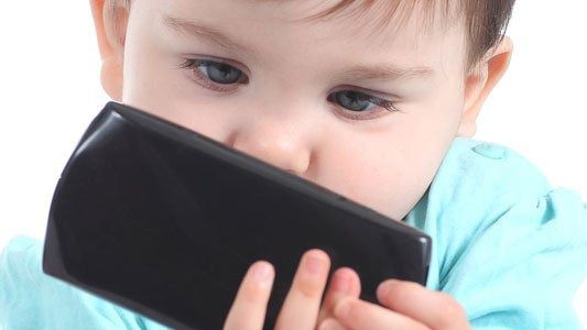 Los niños de once años tienen smartphone