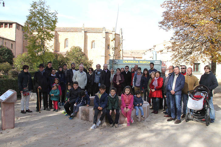 Un olmo y mil historias, en La Alameda de Sigüenza 