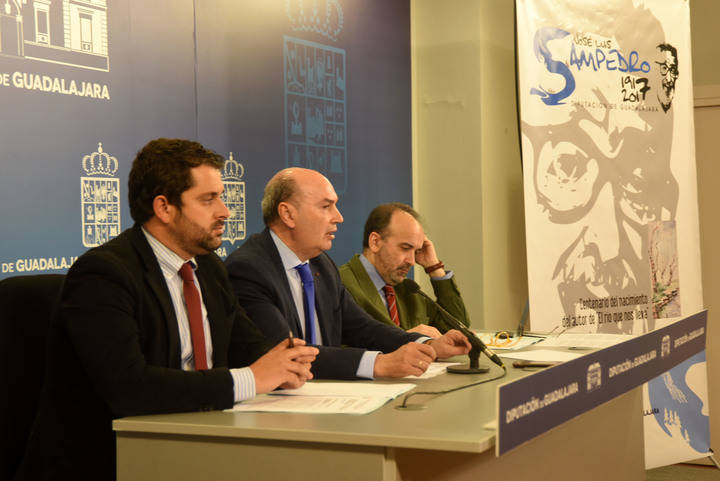 La Diputación de Gudalajara se toma en serio el homenaje a José Luis Sampedro