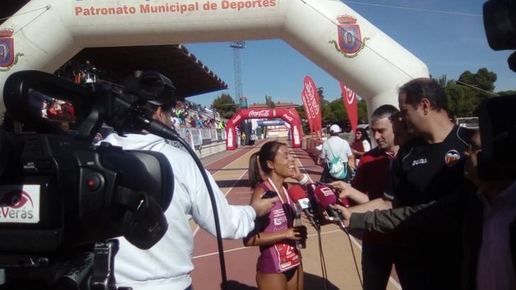 Gemma Arenas y Abdelkader El Handi, ganan la XXII Quixote Maratón de Castilla La Mancha