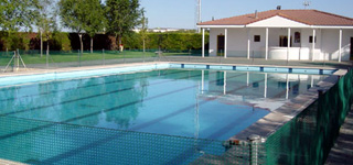 Fiesta acuática en Horche para inaugurar la temporada de la piscina