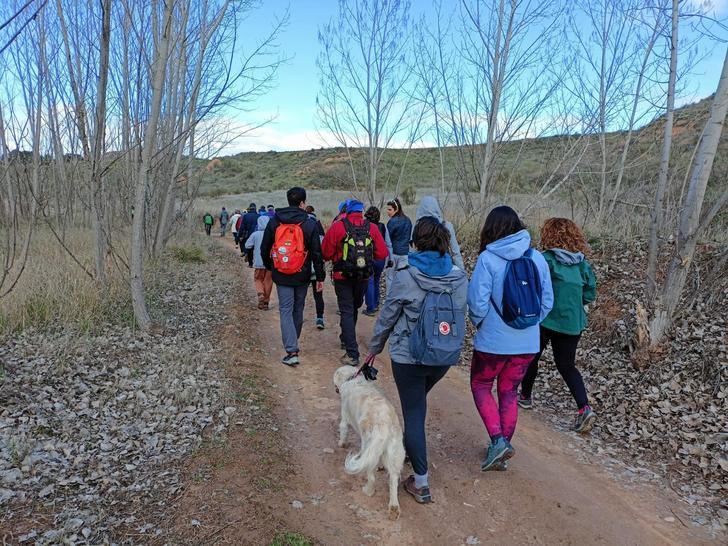 Más de 70 personas disfrutan “ANDANDO POR GUADA” de la mano de AIKE