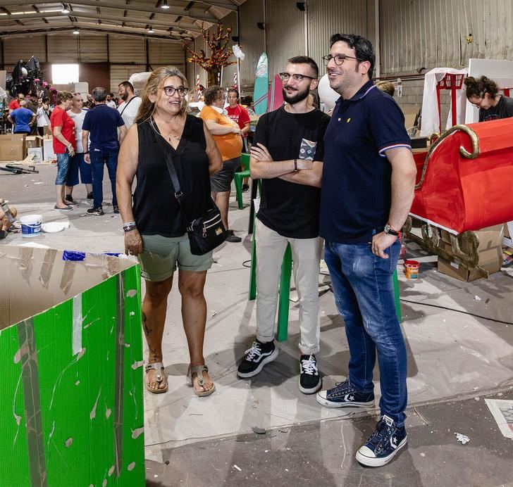 Miguel Óscar Aparicio: "Nuestras peñas públicas ponen cada año el listón de las carrozas más alto"