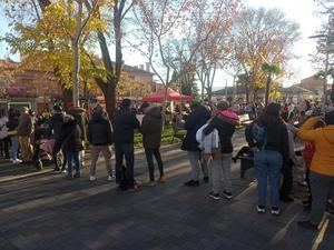 Más de 1.500 personas respondieron a la llamada de Acepa en la Plaza General Vives de Azuqueca