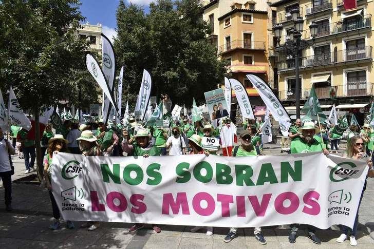CSIF traslada una queja a Sánchez por la falta de eficacia de sus medidas económicas y el bloqueo en la negociación salarial 