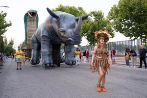 Fantasía e ilusión en Guadalajara con “La Madre tierra” en el desfile inaugural de las Ferias y Fiestas 2024 con carrozas y comparsas