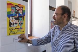 Ya se puede visitar la exposici&#243;n de carteles de la Semana del Orgullo en el Mercados de Abastos