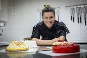 La cocinera guadalajare&#241;a F&#225;tima Gismero, en la final del XII Concurso Nacional de Cocina &#8216;Ajo Morado de Las Pedro&#241;eras&#8217;