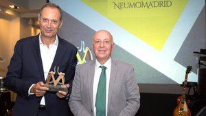 Jos&#233; Luis Izquierdo, del Hospital de Guadalajara, premio &#34;Neum&#243;logo del a&#241;o&#34;