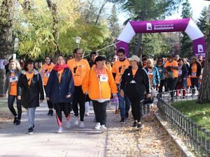 Cerca de 500 participantes en la I Marcha popular de Guadalajara por la Eliminaci&#243;n de la Violencia contra la mujer 