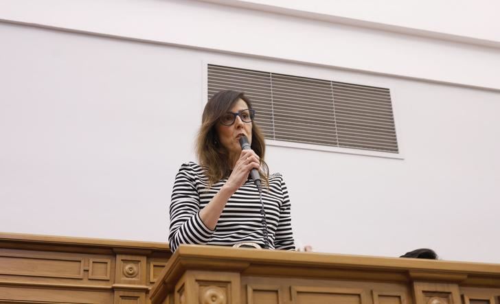 María Gil : "los incumplimientos del Gobierno regional dejan patente que la Educación no es una prioridad para Page"