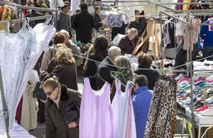 El mercadillo de los martes junto a la plaza de toros se traslada a Aguas Vivas hasta despu&#233;s de las Ferias y Fiestas de Guadalajara