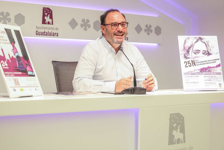 El Ayuntamiento de Guadalajara conmemora el 25N con un homenaje especial a la figura de Francisca Pedraza