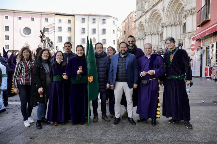 Núñez valora que después de tres años se vuelva a disfrutar con `fe y pasión´ la Semana Santa conquense en esta mañana de Viernes Santo