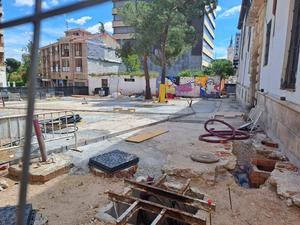 Reorganizaci&#243;n del tr&#225;fico entorno a las Plazas de Prim y San Esteban en el avance de las obras