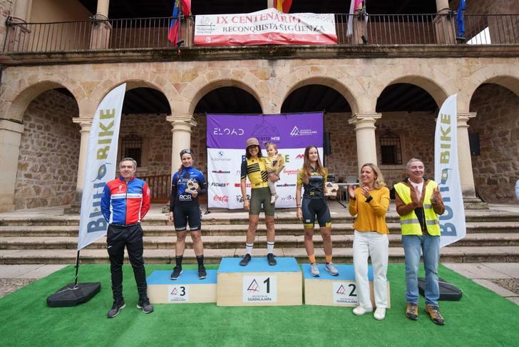 Issmaili Youssef y María Sancho se imponen en la X Escarcha Xtreme de Sigüenza