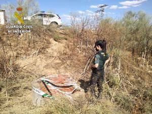 La Guardia Civil de Toledo auxilia a un hombre que se lanzó a un pozo para rescatar a su perro 