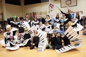 Una sinfonía de piano y una preciosa muñeca, los mejores disfraces del Carnaval Sigüenza 2019