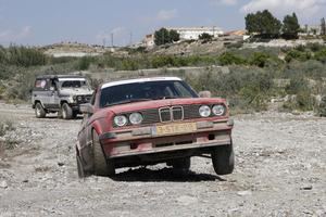 El d&#233;cimo Spain Classic Raid har&#225; meta en el Parque de la Concordia de Guadalajara con 140 equipos con coches cl&#225;sicos