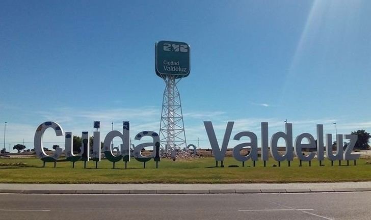 El AMPA del instituto de Valdeluz protesta por la falta de autobuses escolares