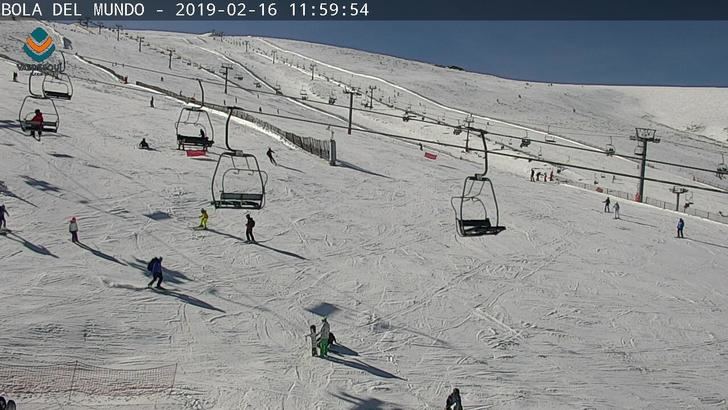 Valdesquí y Navacerrada tienen más de 20 kilómetros de nieve en sus pistas
