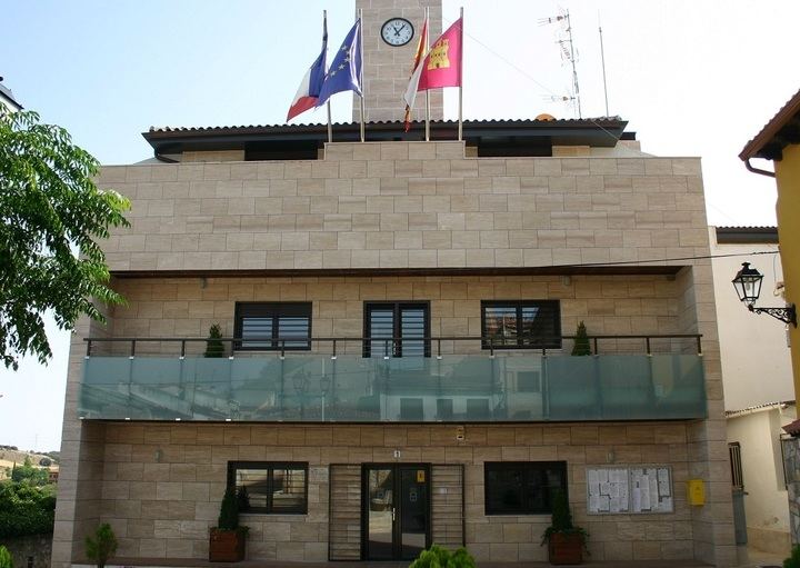 Revés judicial para el alcalde de Yebes: Anulan por ilegal el nombramiento de su jueza de paz
